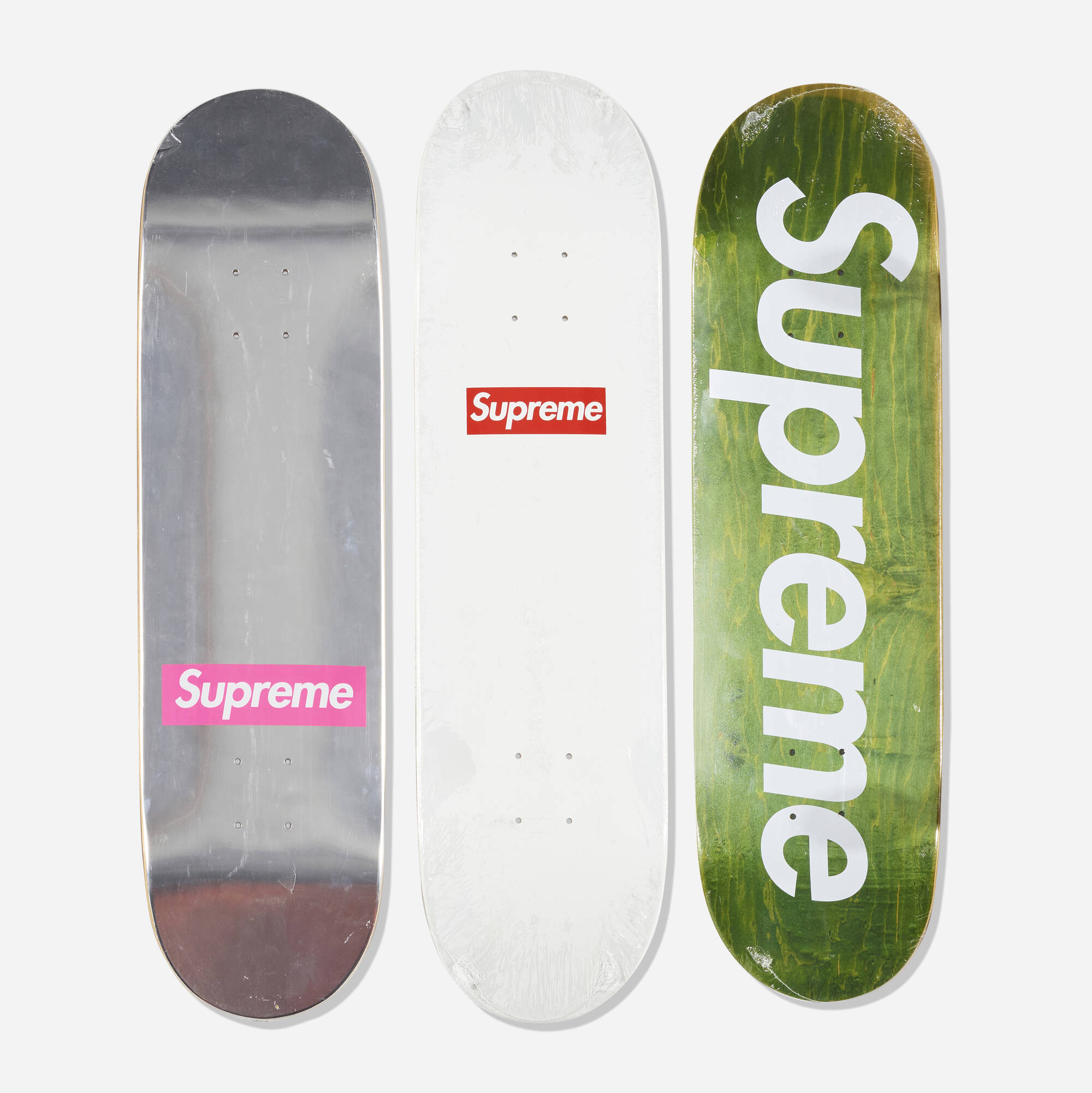 39,600円Supreme Gold Silver Foil Skateboard Deck